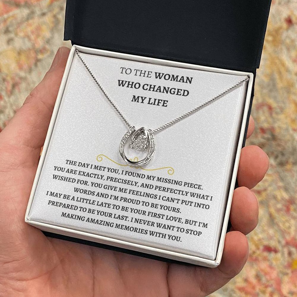 To The Woman Who Changed My Life Personalized- Beautiful Gift Set - SS62